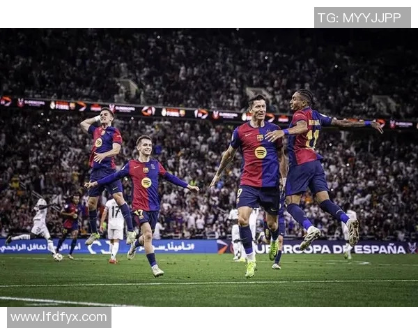 巴伦西亚主场迎战皇马双方争夺西甲积分榜重要位置 巴伦西亚主场迎战皇马双方争夺西甲积分榜重要位置